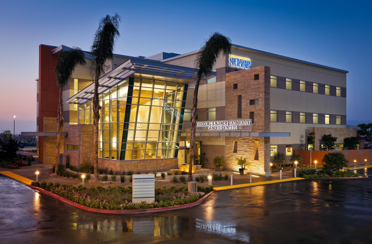 Douglas and Nancy Barnhart Cancer Center at Sharp Hospital,